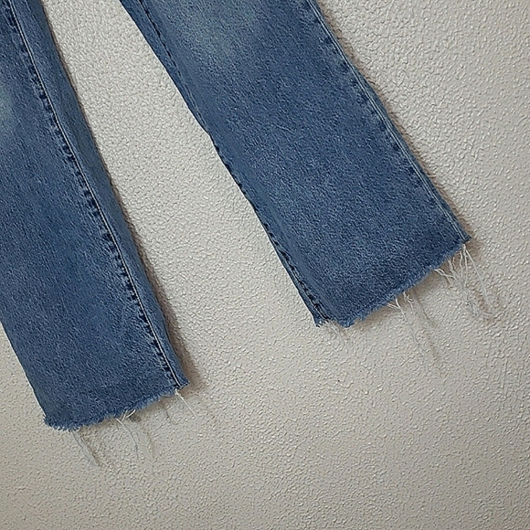 NWOT Aeropostale Boyfriend Flare Jean Raw Hem Blue Medium Wash Cotton Baggy SZ 8 - Picture 7 of 11